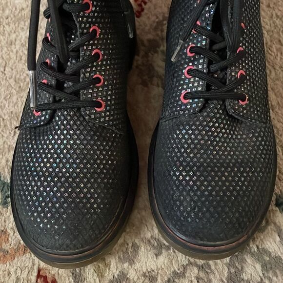 Dr. Martens Delaney Black Lace Up 90s Boots w/Metallic Rainbow Accents (Size: 5) - Picture 7 of 13